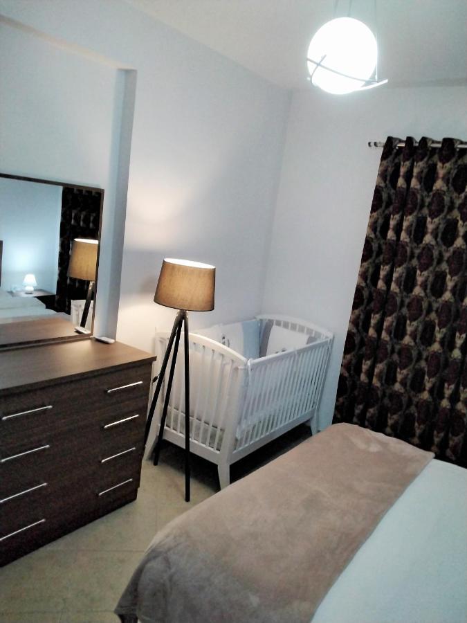 Comfort Apartments Fier Ngoại thất bức ảnh