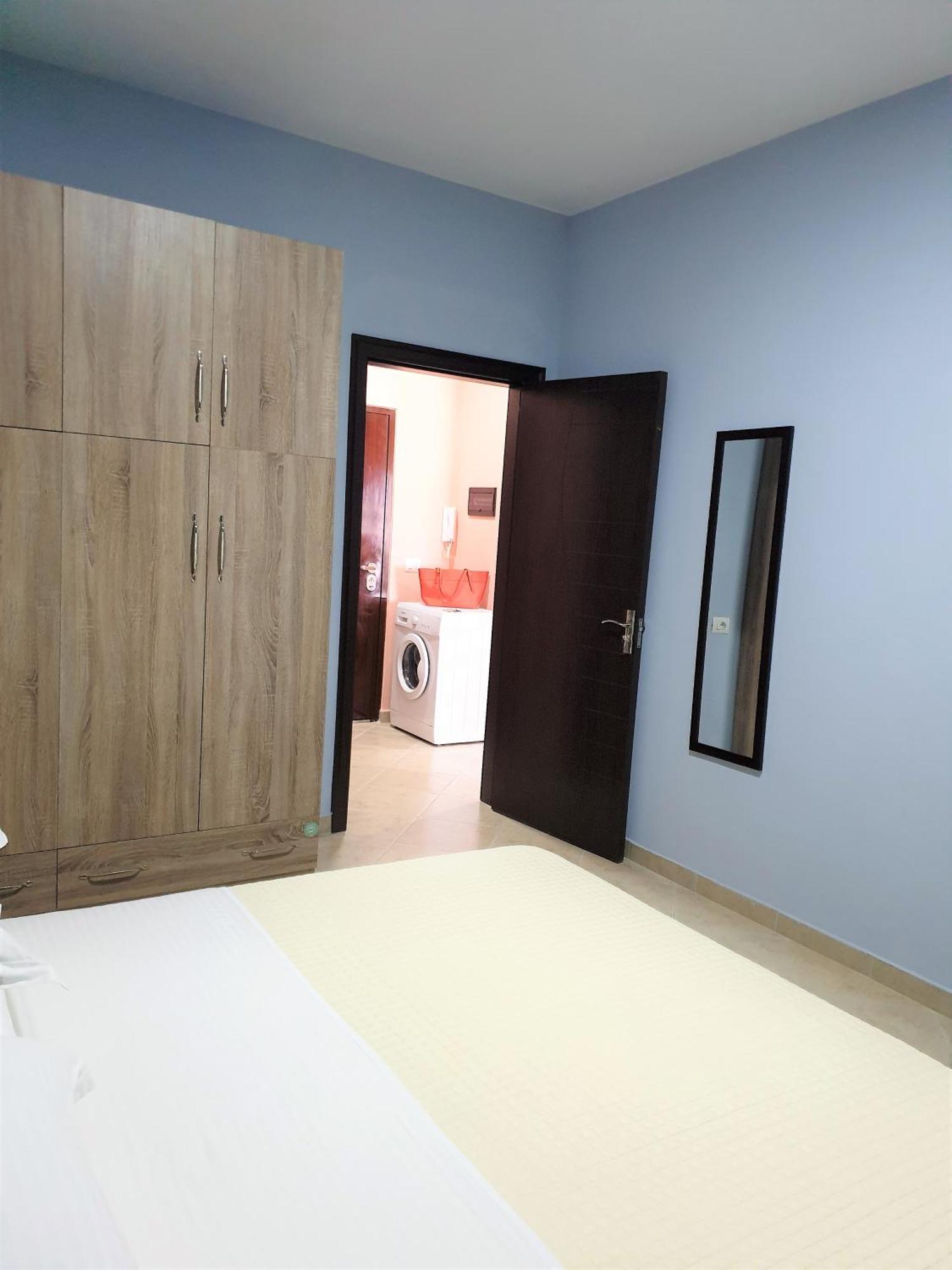 Comfort Apartments Fier Ngoại thất bức ảnh