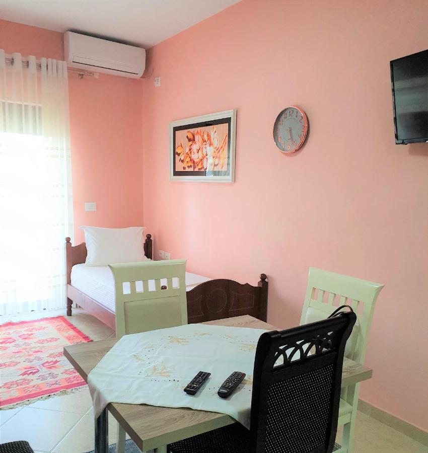 Comfort Apartments Fier Ngoại thất bức ảnh